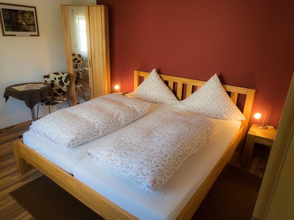 Gasthof Zum Goldenen Kreuz Wilhelmsdorf  Habitación foto