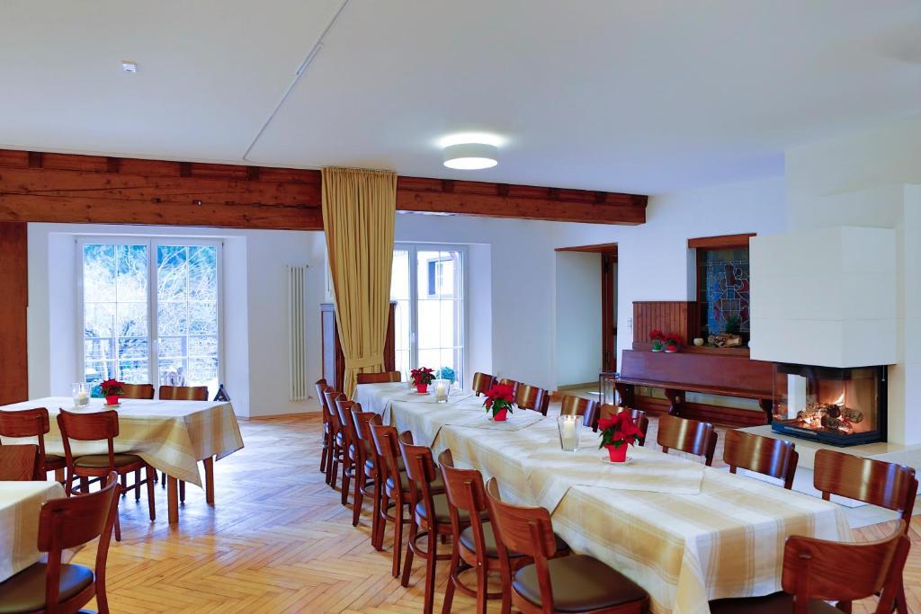 Gasthof Zum Goldenen Kreuz Wilhelmsdorf  Exterior foto